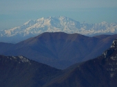 SALITA AL MONTE MAGNODENO LUNGO IL SENTIERO ATTREZZATO DELLA CRESTA DI GIUMENTA - FOTOGALLERY